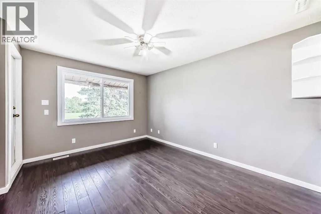 1221, 200 Brookpark Drive SW