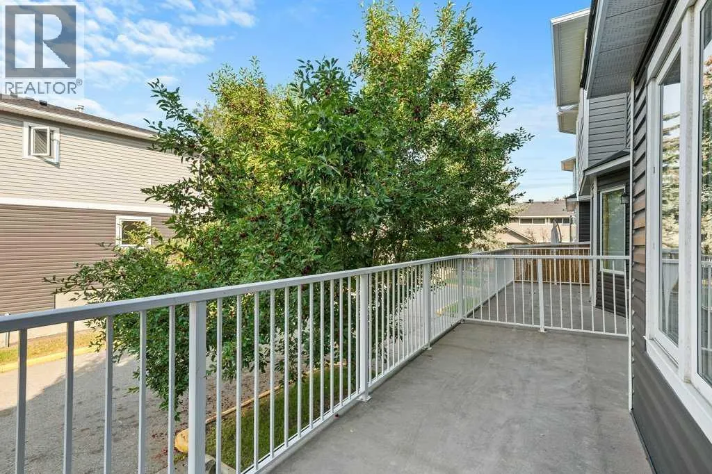 248 Regal Park NE