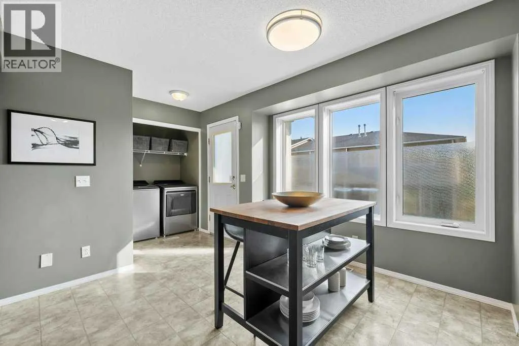 248 Regal Park NE