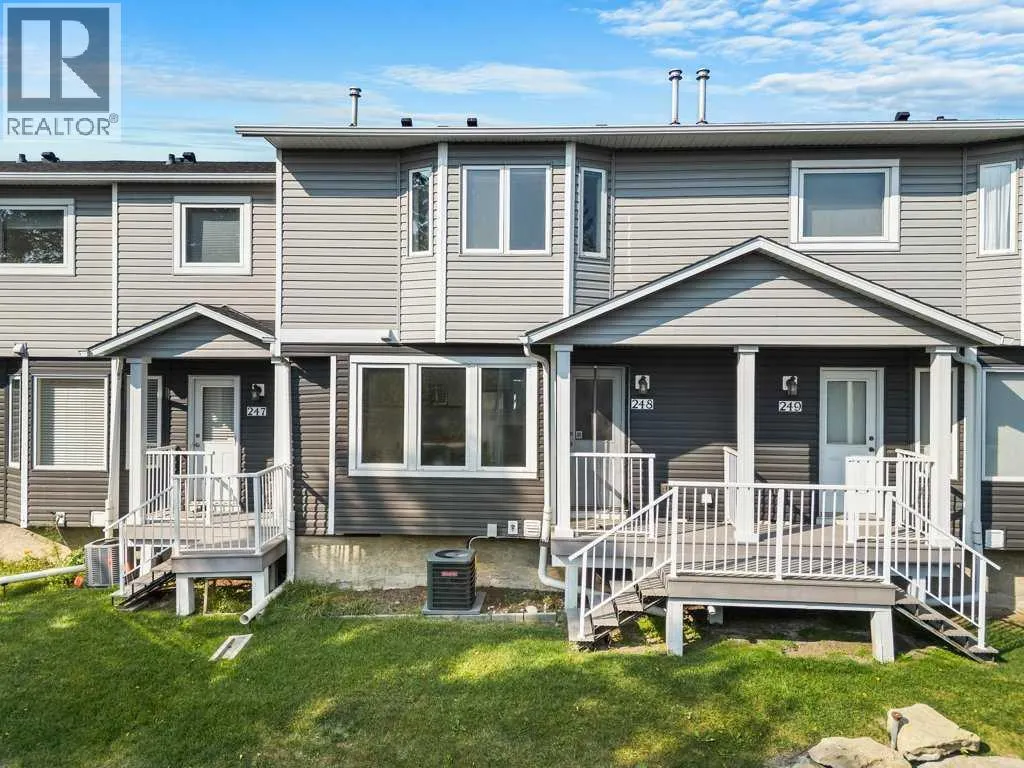 248 Regal Park NE
