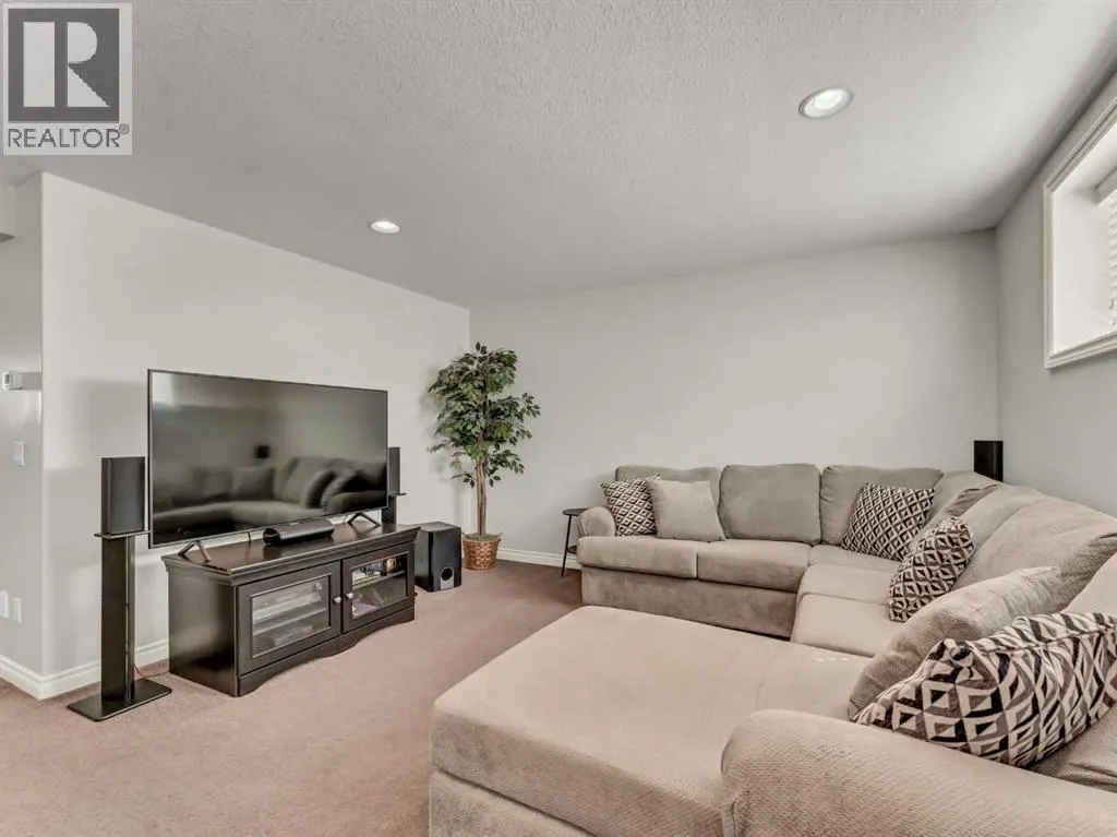 47 Somerside Way SE