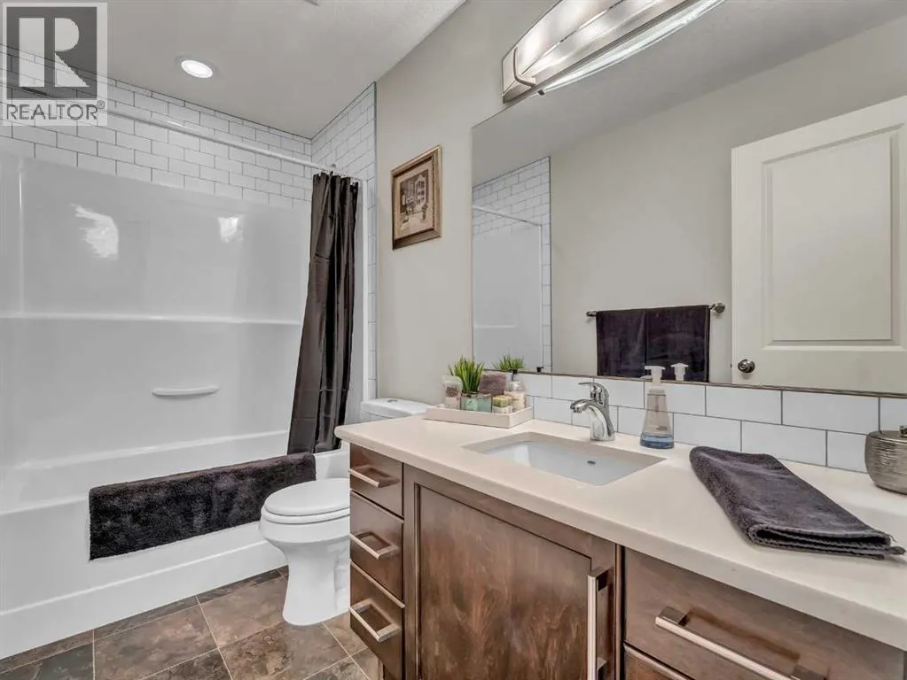 47 Somerside Way SE