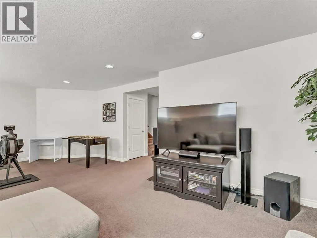 47 Somerside Way SE
