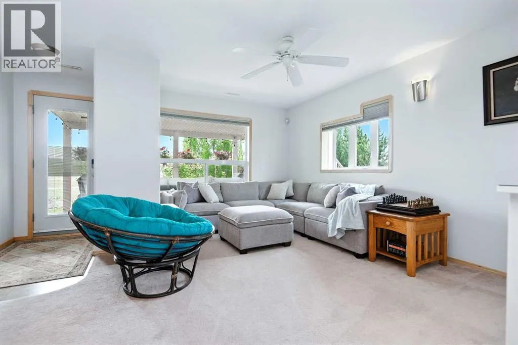 176 Daniel Crescent