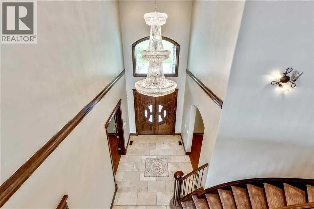 35 Elmont Drive SW