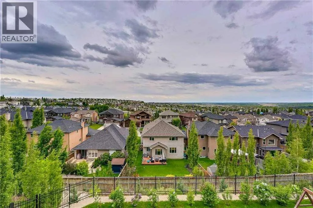 35 Elmont Drive SW
