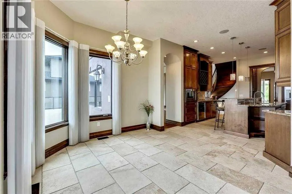35 Elmont Drive SW
