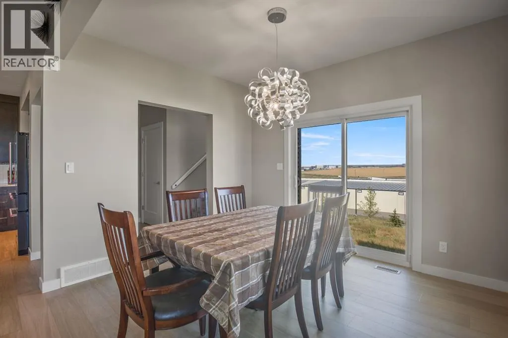 38 Vista Close