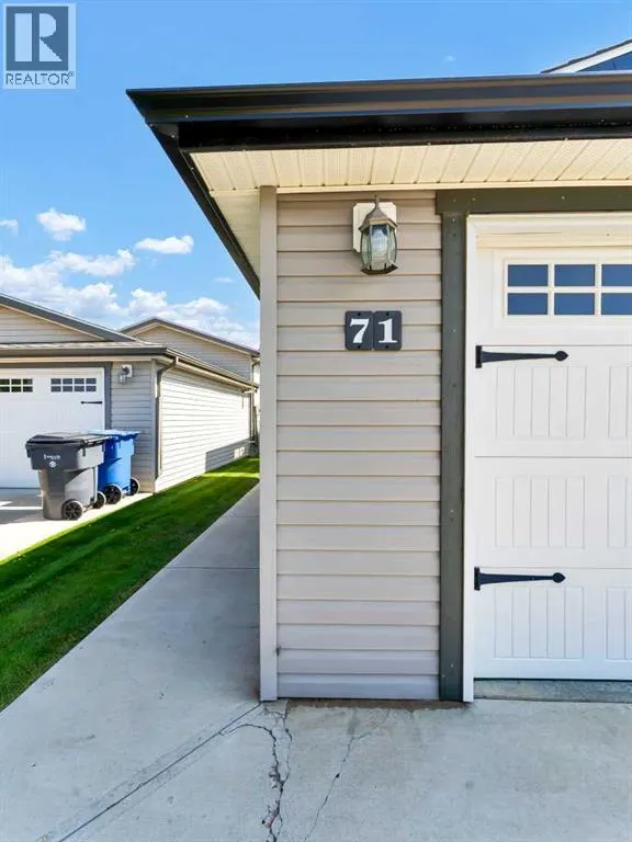 71 Timothy Way SE