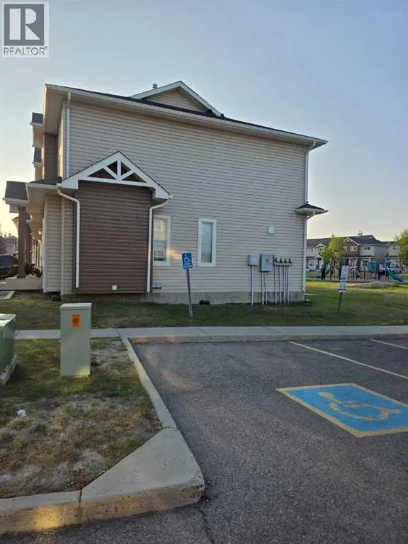 301, 111 Tarawood Lane NE