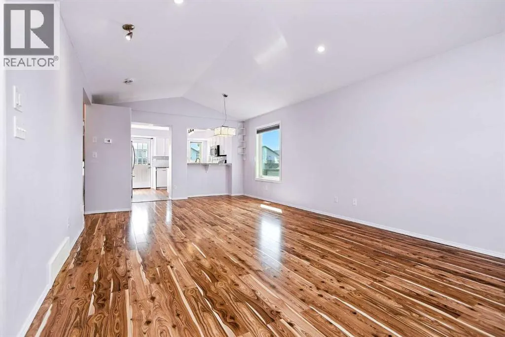 140 Lanterman Close