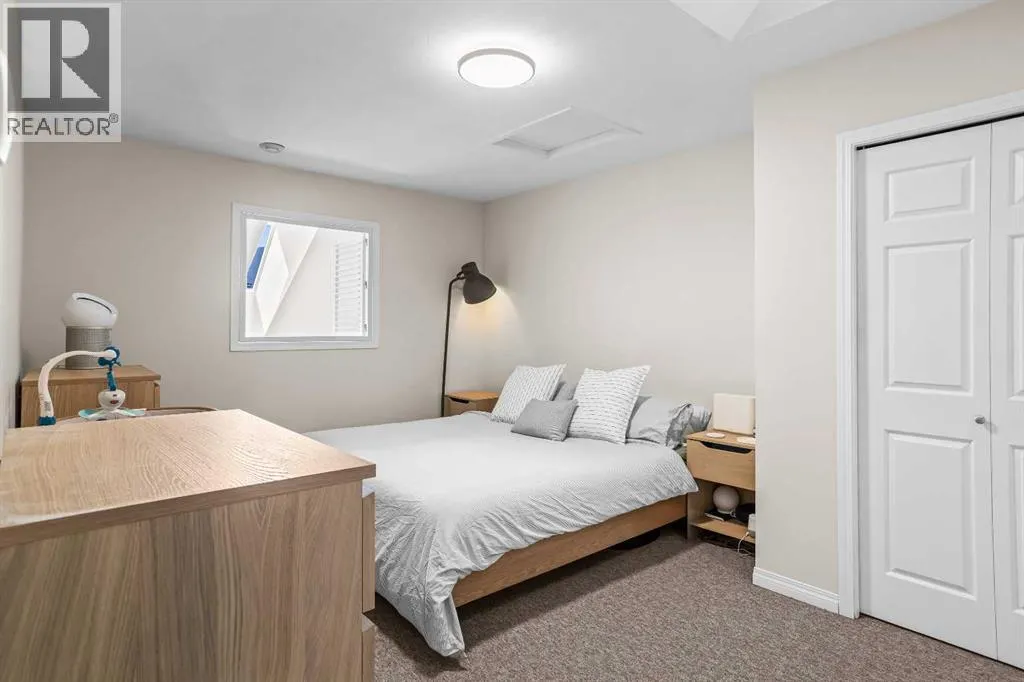 202, 112 Kananaskis Way