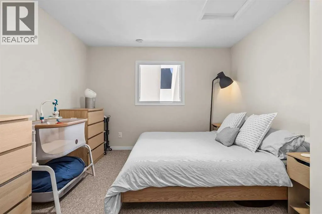 202, 112 Kananaskis Way