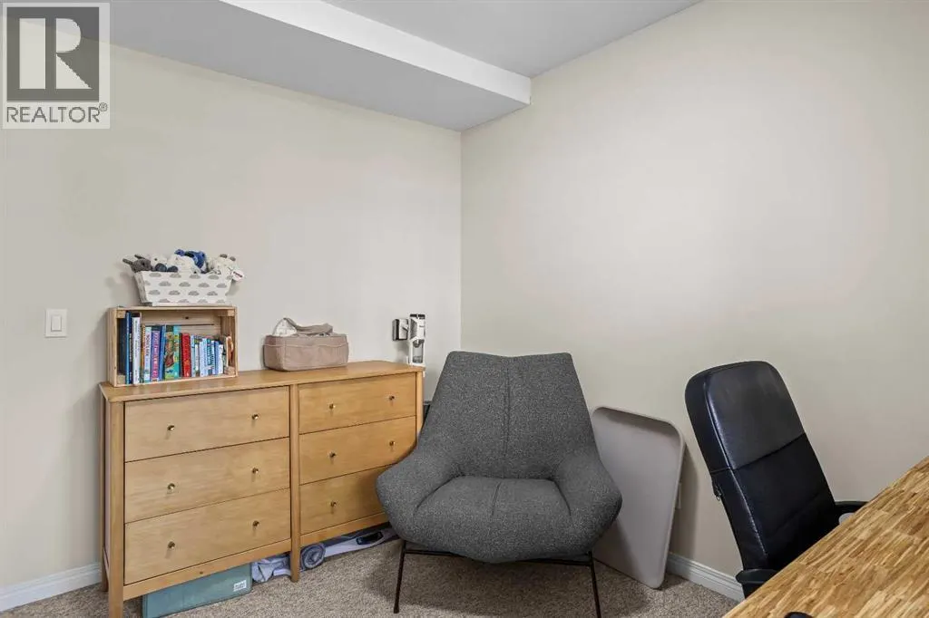 202, 112 Kananaskis Way