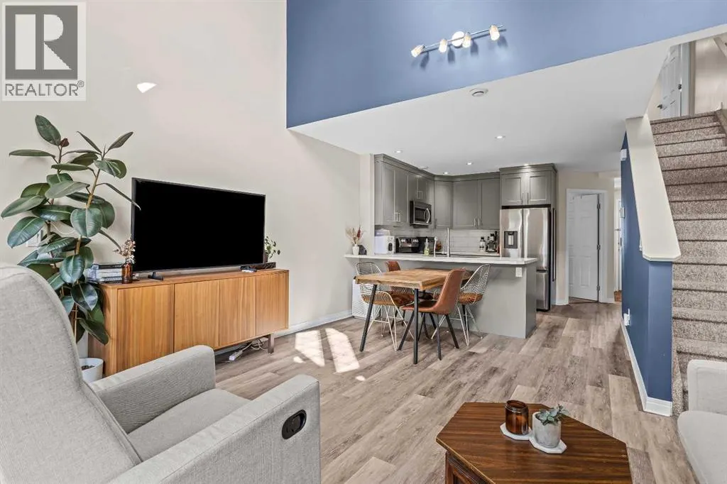 202, 112 Kananaskis Way