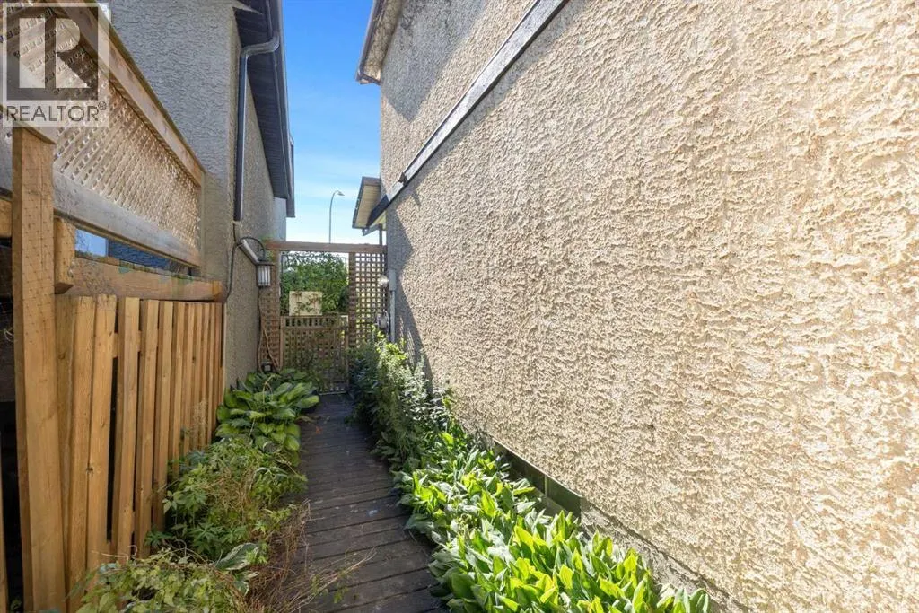 103 Garson