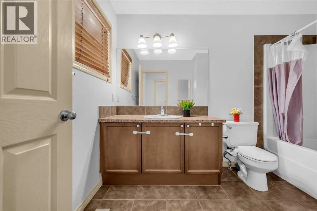 126 Kincora Glen Mews NW