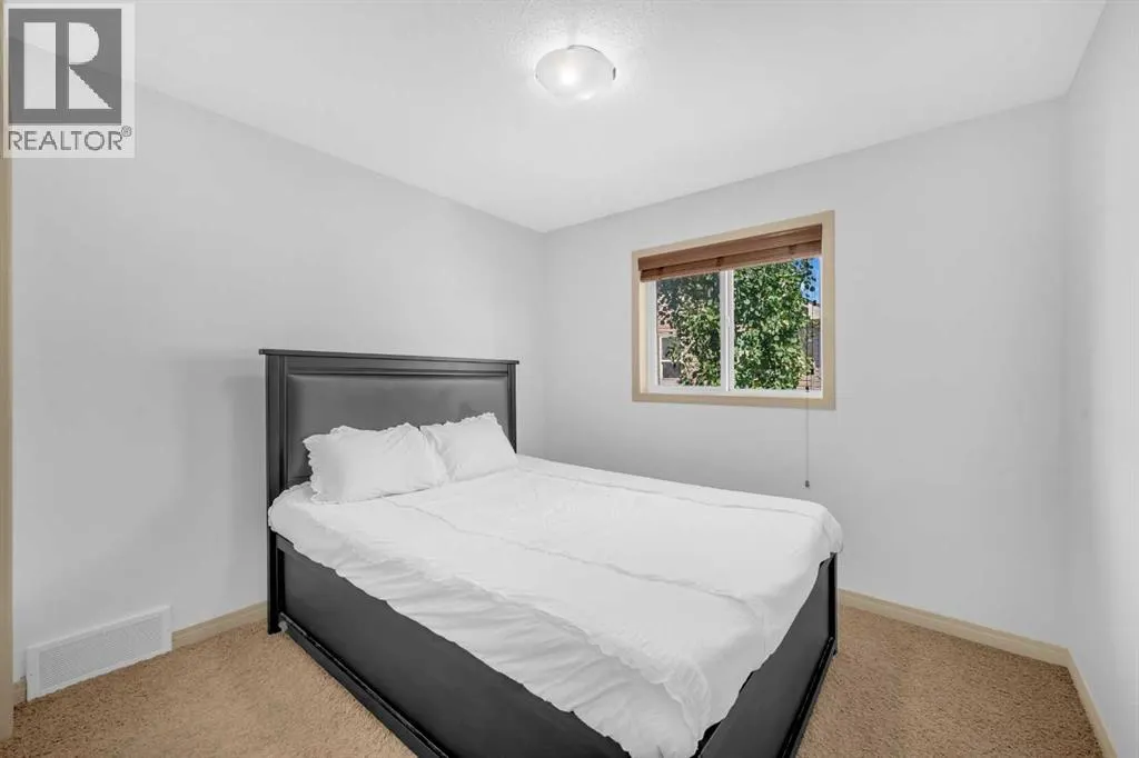 126 Kincora Glen Mews NW