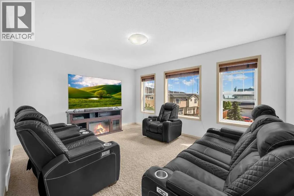 126 Kincora Glen Mews NW