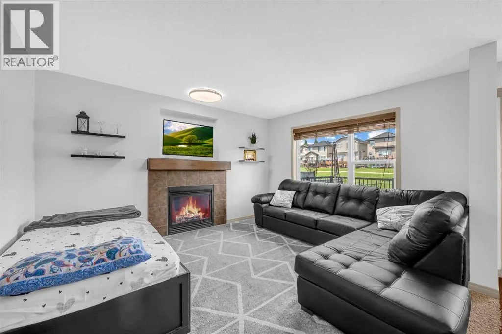 126 Kincora Glen Mews NW