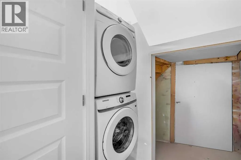 126 Kincora Glen Mews NW