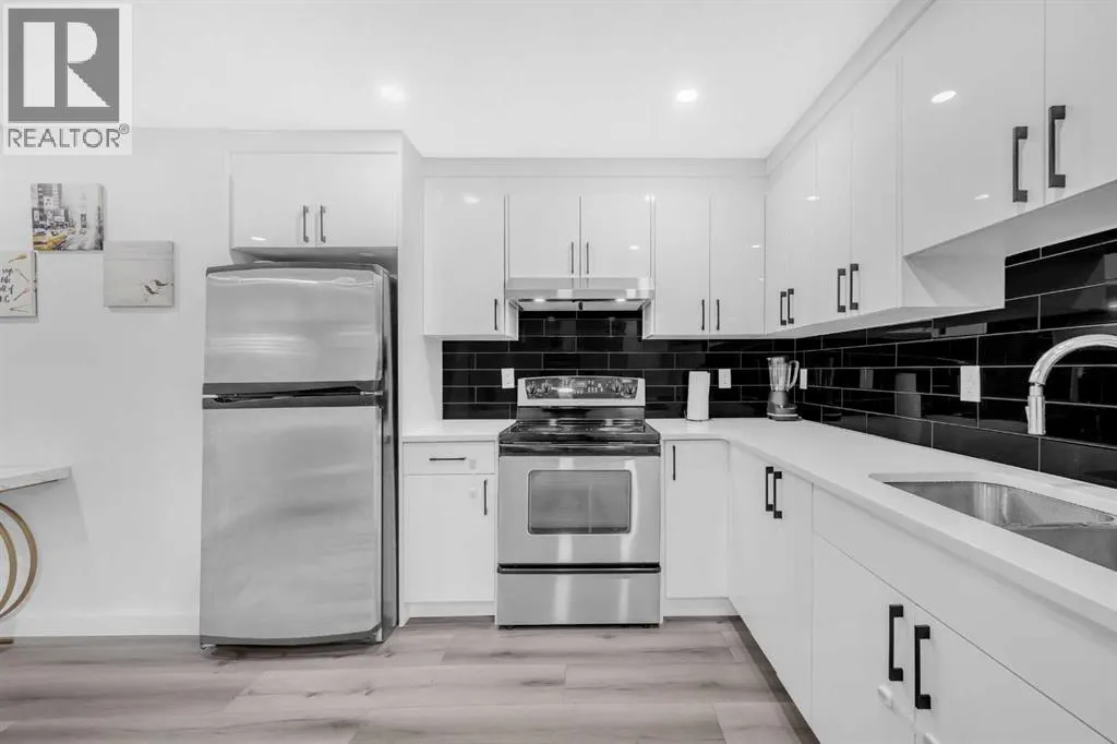 126 Kincora Glen Mews NW