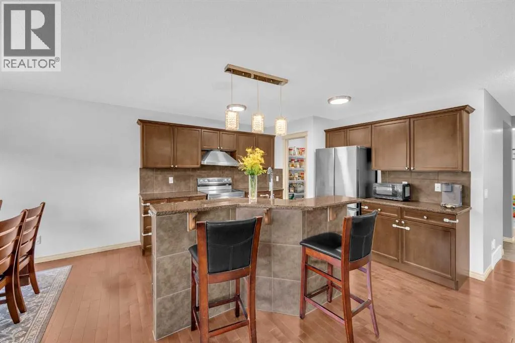 126 Kincora Glen Mews NW