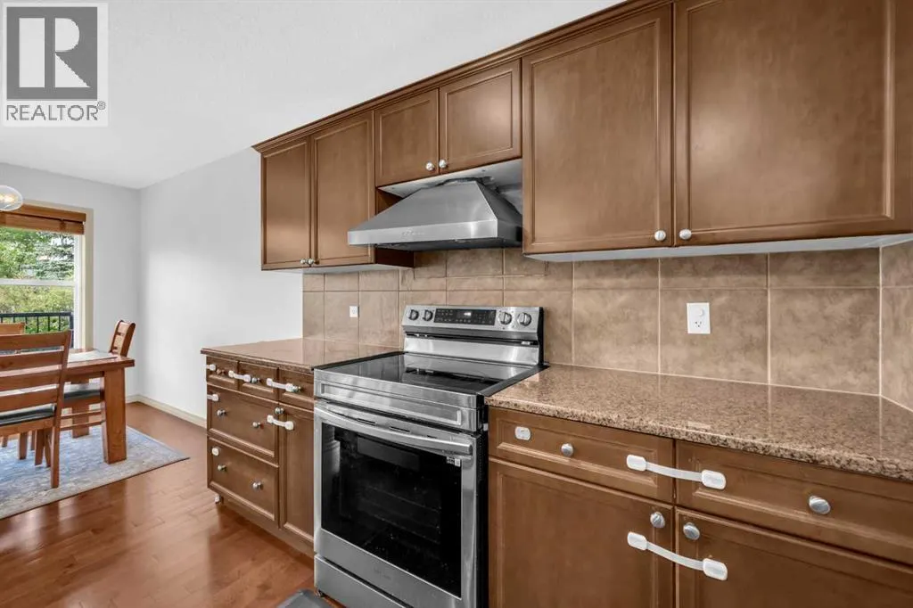 126 Kincora Glen Mews NW