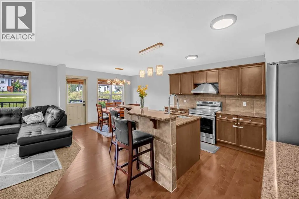 126 Kincora Glen Mews NW