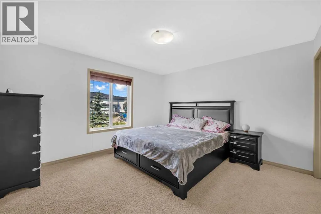126 Kincora Glen Mews NW