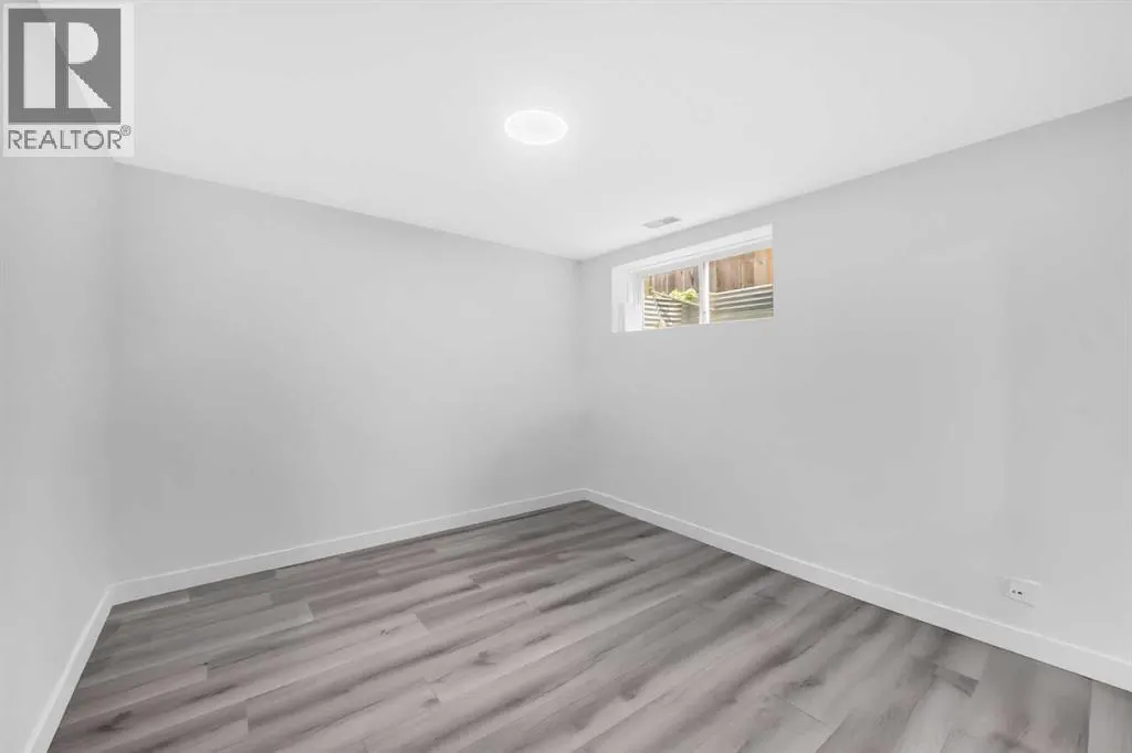 126 Kincora Glen Mews NW
