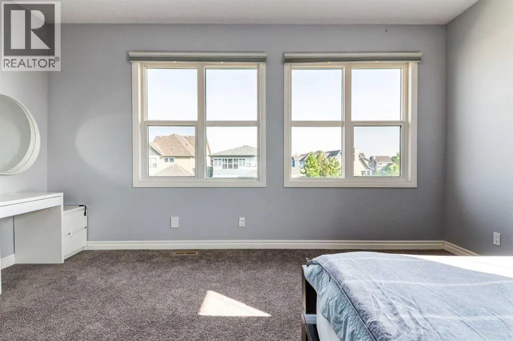 14 Marquis Heights SE