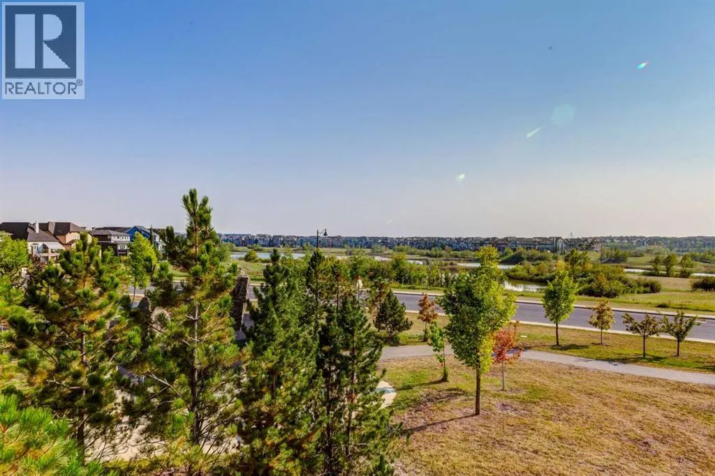 14 Marquis Heights SE