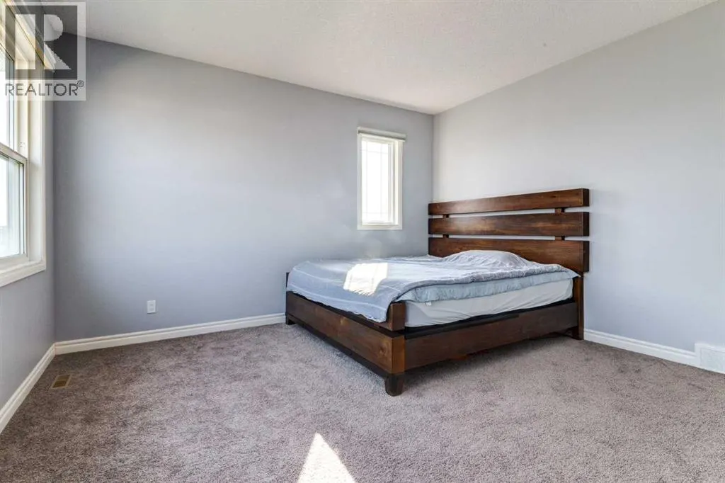 14 Marquis Heights SE