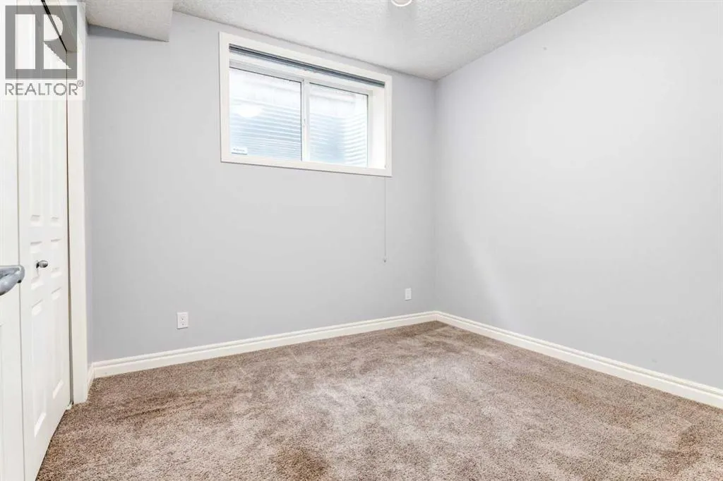 14 Marquis Heights SE