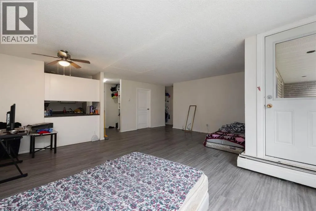 211, 14921 Macdonald Drive