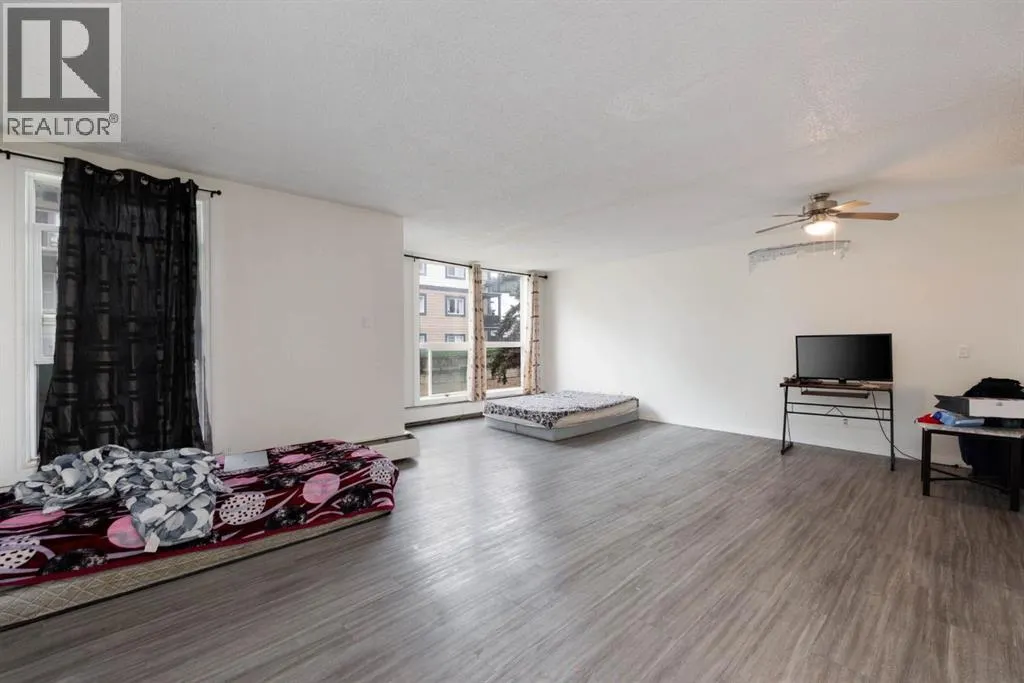 211, 14921 Macdonald Drive