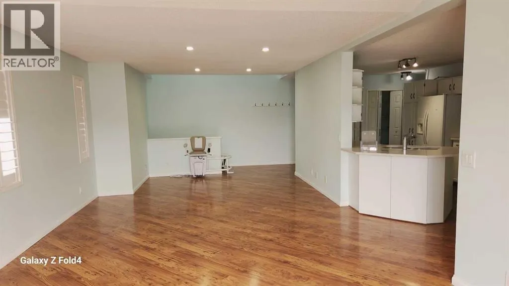 304, 39 Hidden Creek Place