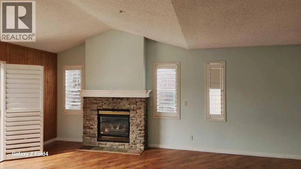 304, 39 Hidden Creek Place