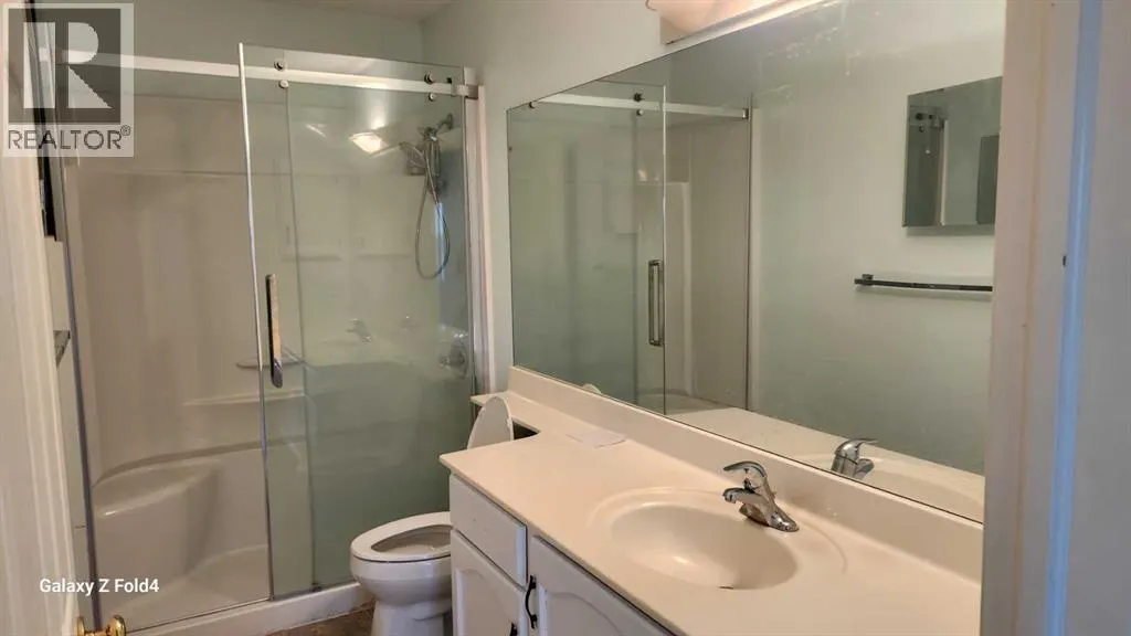 304, 39 Hidden Creek Place