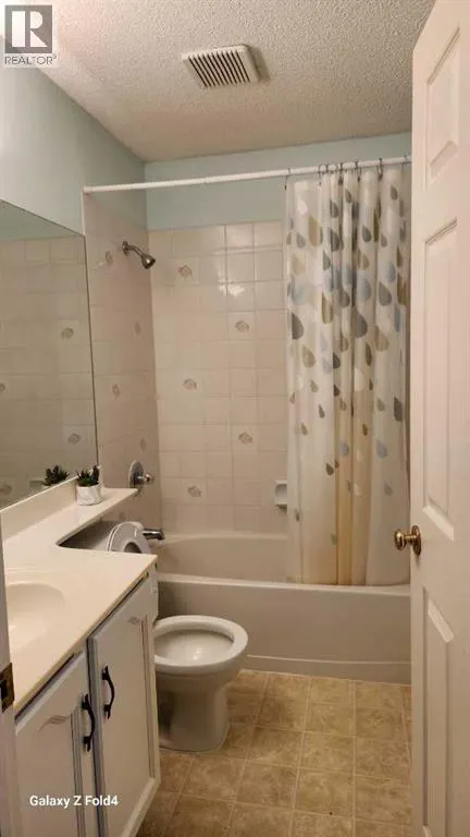 304, 39 Hidden Creek Place