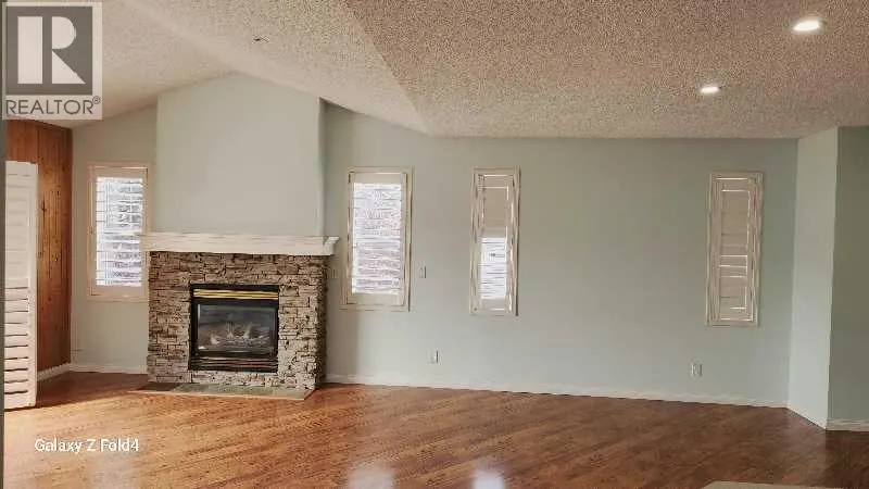 304, 39 Hidden Creek Place