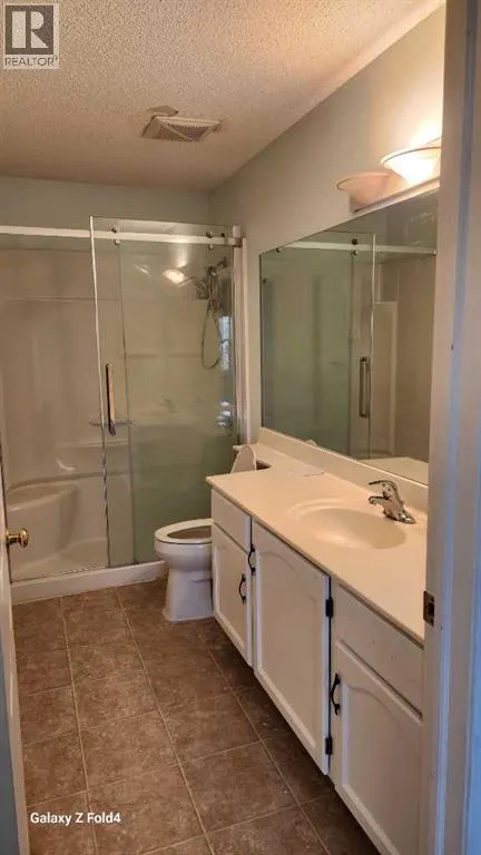 304, 39 Hidden Creek Place