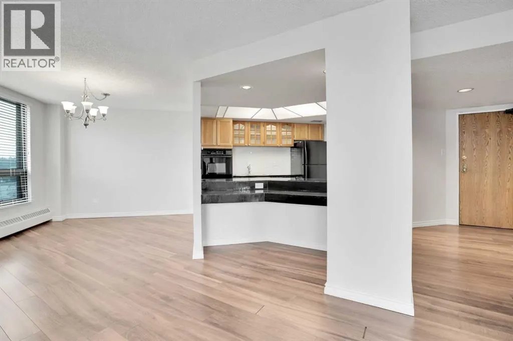 1110, 1304 15 Avenue SW