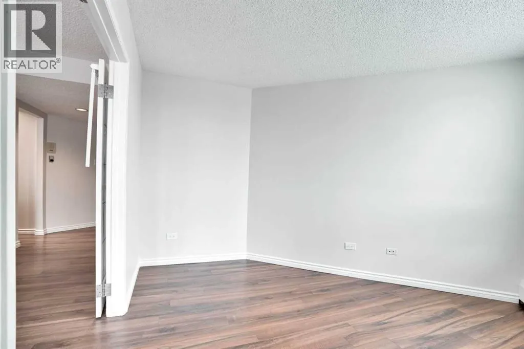 1110, 1304 15 Avenue SW