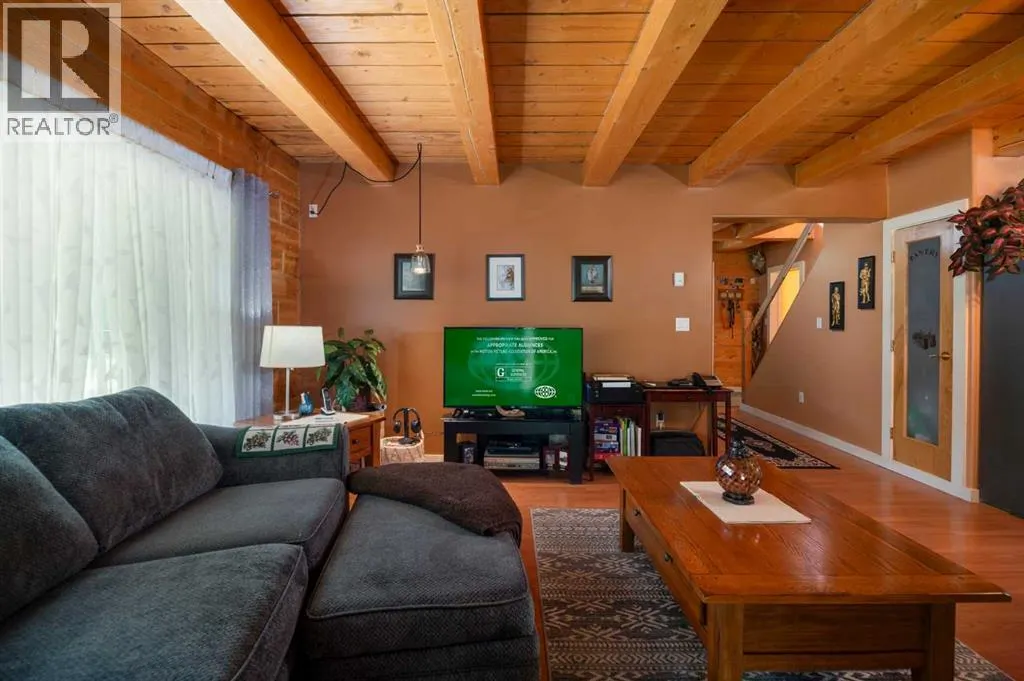 1301 Wolf Trail