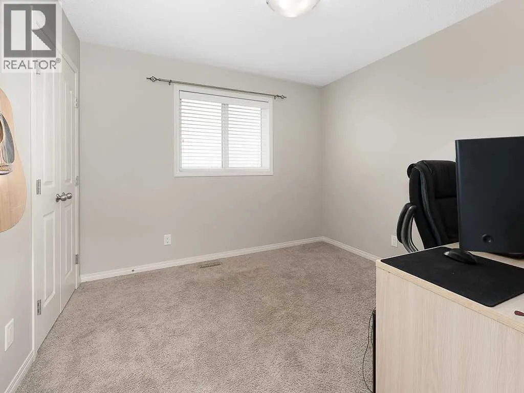 123 Mahogany Grove SE