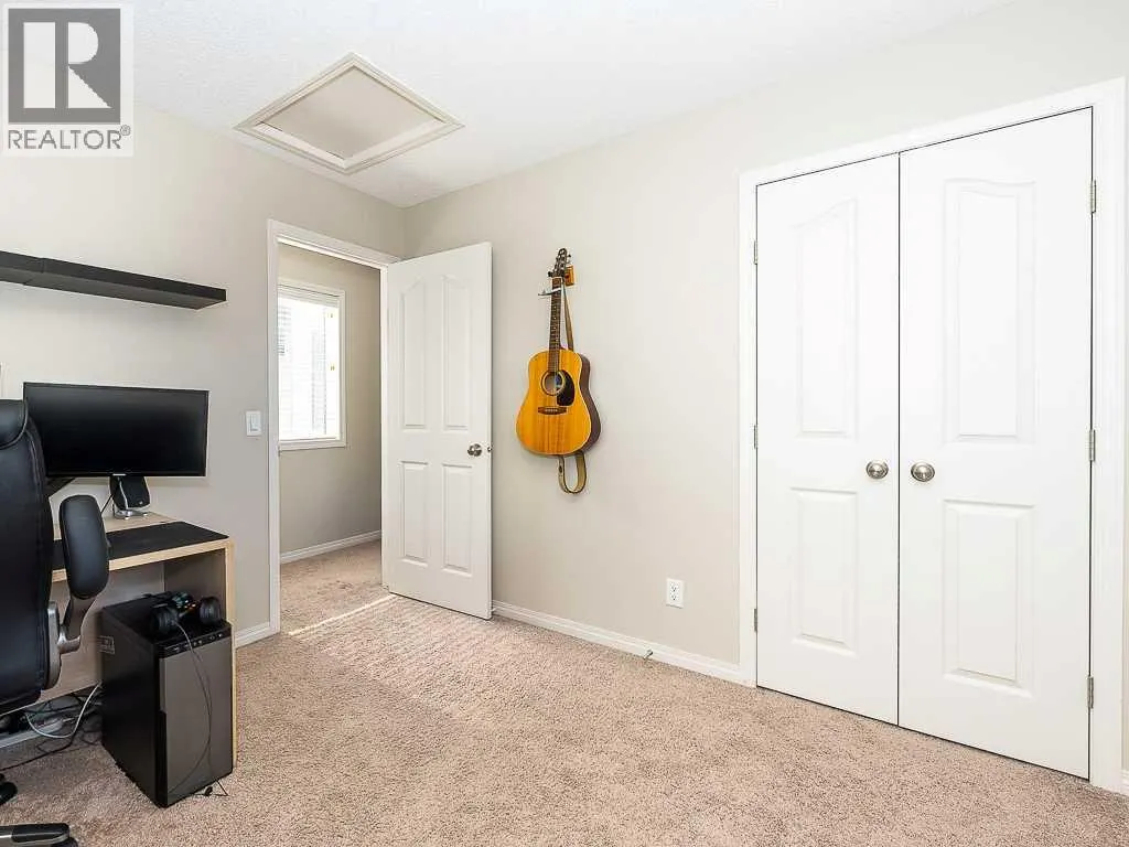 123 Mahogany Grove SE