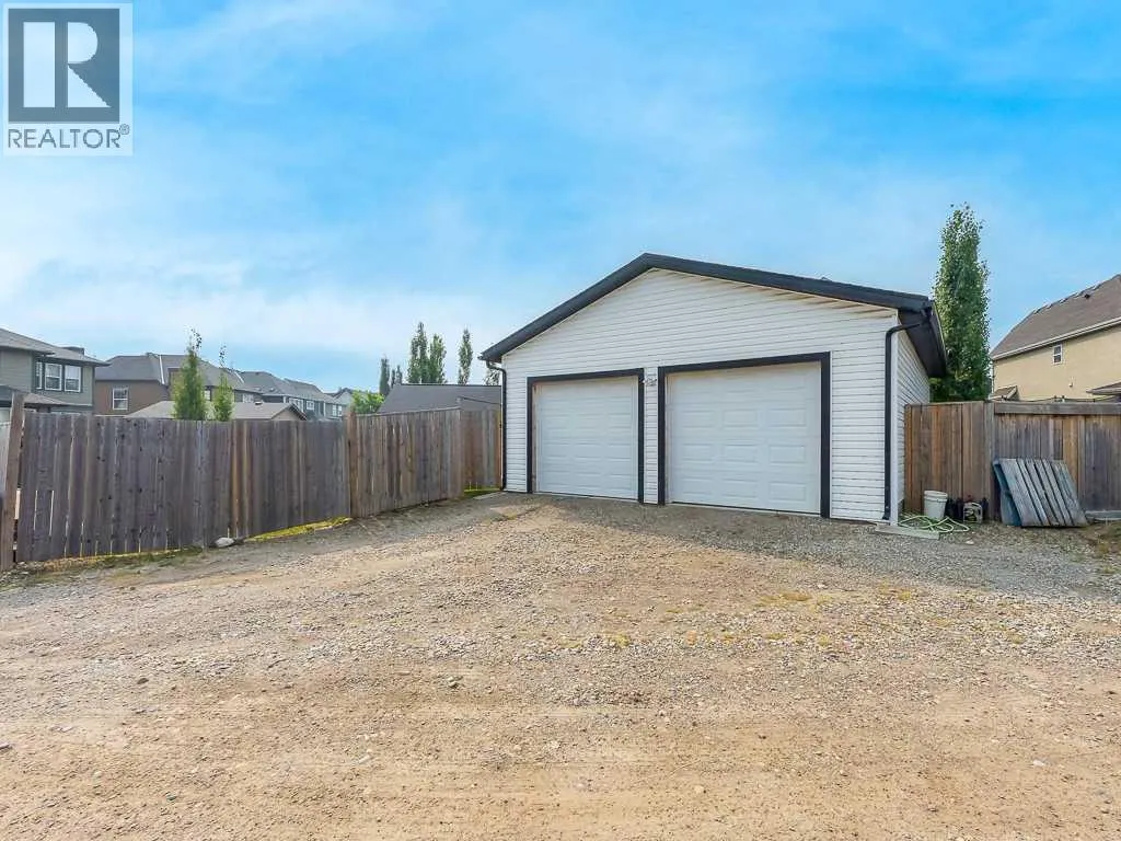 123 Mahogany Grove SE