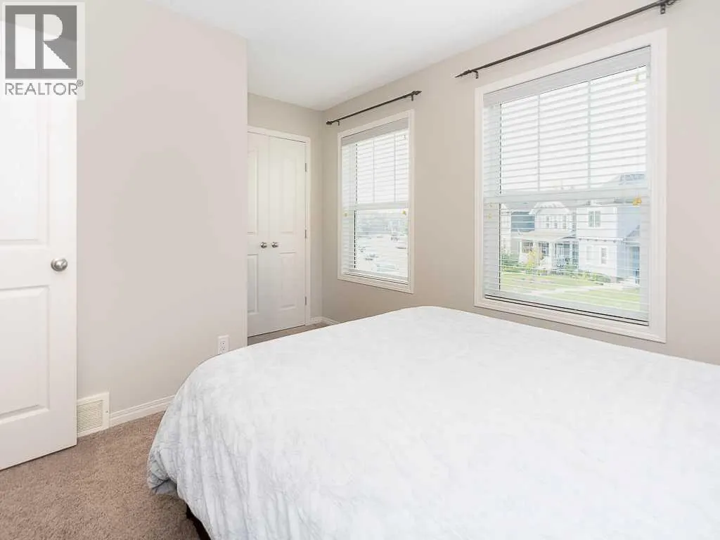 123 Mahogany Grove SE